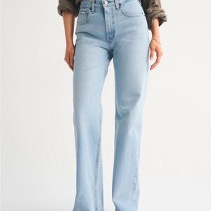 Abercrombie & Fitch 90s Relaxed Jeans